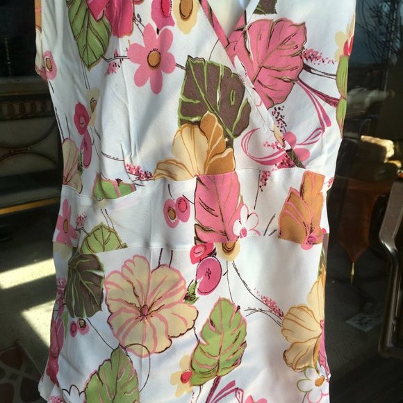 Casual Studio Top and Skirt set = "Dress" - Picture 2 of 11